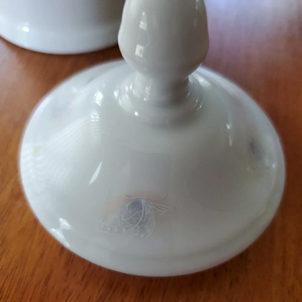 Limoges Vanity Jar with beautiful butterfly